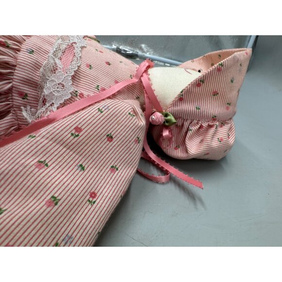 Handcrafted Vintage Rag Doll Pink Floral Dress & Bonnet Lace Trim & Ribbon READ - Picture 11 of 16